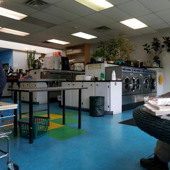 Spin City Laundromat - Laundromat Near Me - Kelowna, British Columbia Spin City Laundromat - Laundromat Near Me - Kelowna, British Columbia