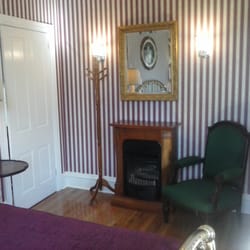 Manayunk Chambers Guest House - Enjoy the warmth of your own In-Room Fireplace