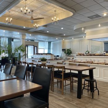 Cafe Mozart Bakery - the dining area of the restaurant - Bakeries Near Me - Atlanta, Georgia Cafe Mozart Bakery - the dining area of the restaurant - Bakeries Near Me - Atlanta, Georgia