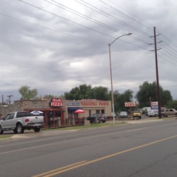 Mercy Guitar & the Fiddle Doctor - FOR FIRST-TIME VISITORS:  Sandwiched between "PIZZA" and "YAVAPAI PAWN", it is easy to drive right past without seeing it!