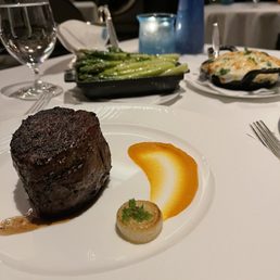 Filet Mignon Oscar