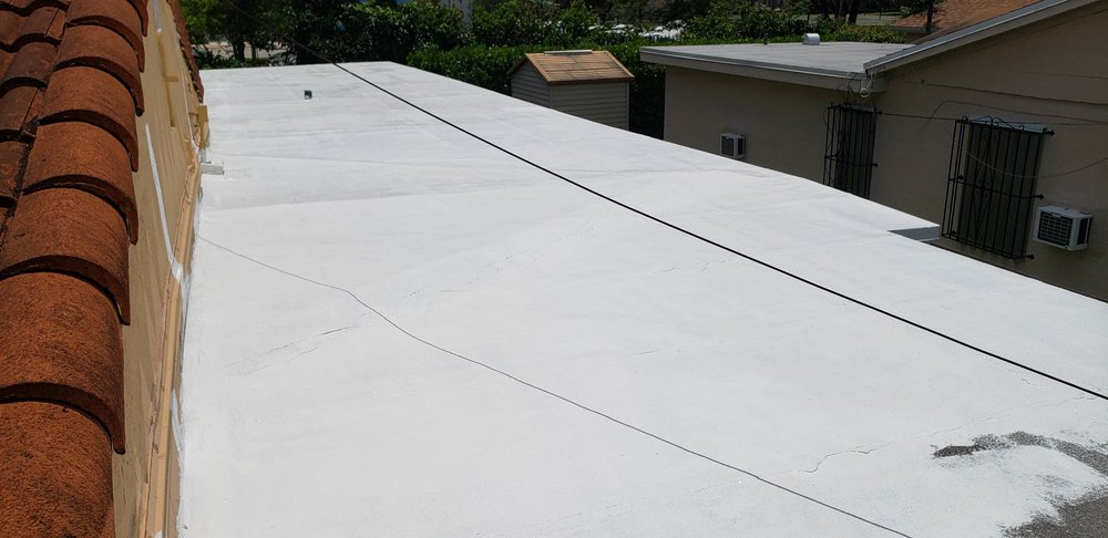 Slide of UnderCover Roofing & Metal