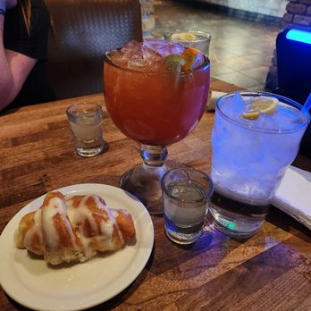 Cheddar's Scratch Kitchen - Margarita and a shot! - Comfort Food Near Me - Chandler, Arizona