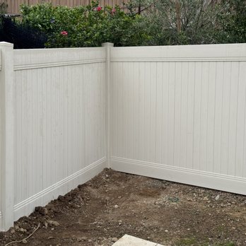 Intune Vinyl Fencing - Back fence corner Repaired - Fences & Gates Near Me
