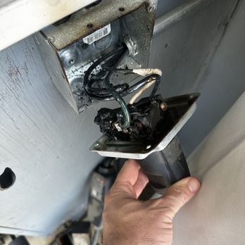 Thomas Electrical Contracting - Electricians Near Me - Winchester, California