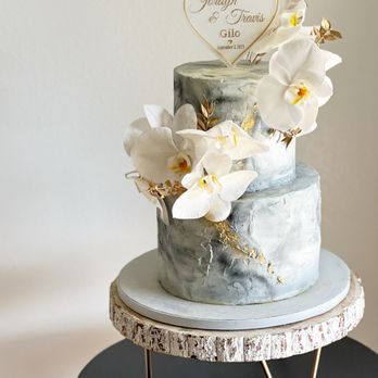 Frosted Mermaid - Tiered marbled wedding cake - Desserts Near Me Frosted Mermaid - Tiered marbled wedding cake - Desserts Near Me