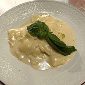 Zanti River Oaks - Truffle Cheese Ravioli - Italian Near Me - Houston, Texas Zanti River Oaks - Truffle Cheese Ravioli - Italian Near Me - Houston, Texas