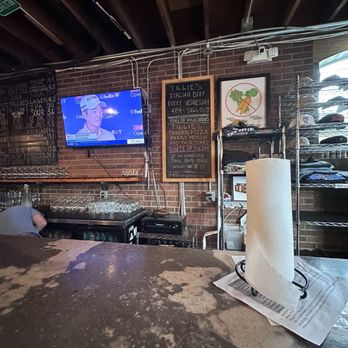 King Of Wings - Before the storm when there was tv coverage - Chicken Wings Near Me - Wheat Ridge, Colorado