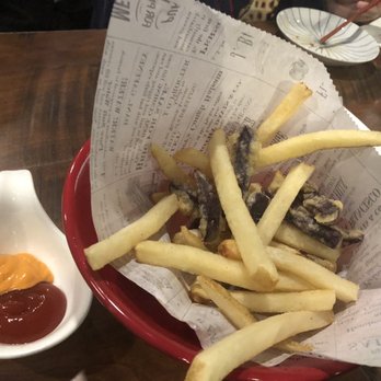 Izakaya Ajimi - A few strands of Fries. Weird. If you look carefully, there are some purple sweet potato fries hiding underneath. - Izakaya Near Me - Brooklyn, New York Izakaya Ajimi - A few strands of Fries. Weird. If you look carefully, there are some purple sweet potato fries hiding underneath. - Izakaya Near Me - Brooklyn, New York