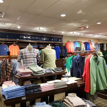 DXL - Interior - Shoe Stores Near Me - Woodland Hills, California