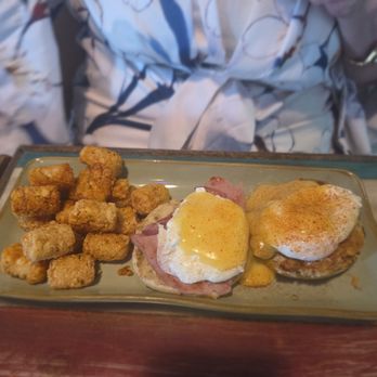 What's Crackin Cafe - Mix and Match Benedict, Classic and Crab Cake - Breakfast & Brunch Near Me - Mesa, Arizona