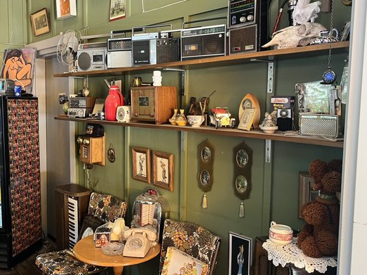 Lightwave Coffee & Kitchen by null