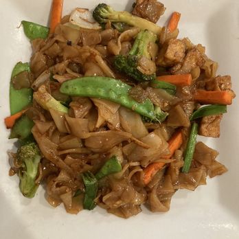 The Green Elephant - Thai Ginger Noodles - Vegetarian Near Me - Portland, Maine The Green Elephant - Thai Ginger Noodles - Vegetarian Near Me - Portland, Maine