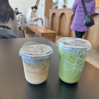 Aroom Coffee - Sesame Latte and Gloomy Matcha - Coffee & Tea Near Me - Seattle, Washington