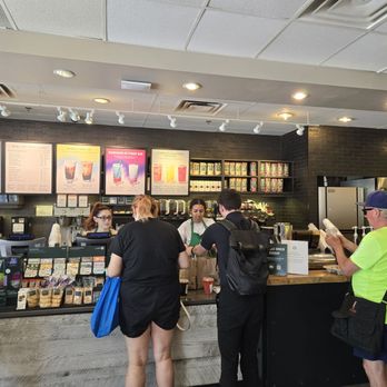 Starbucks - Vibe - Coffee & Tea Near Me - Toronto, Ontario