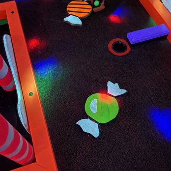 Partees 3d Glowgolf Norfolk - Mini Golf Near Me - Norfolk, Virginia