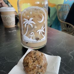 Abrazos - Almond joy energy bar and my cool new glass