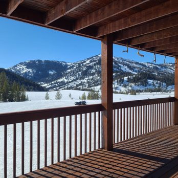 Beaver Creek Lodge - View from the room - Hotels Near Me - Garden City, Utah