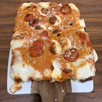 Modern Bread & Bagel - Spicy pizza - Bakeries Near Me - Beverly Hills, California