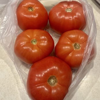 Lambert's Rainbow Market - Tomatoes - Fruits & Veggies Near Me - Westwood, Massachusetts Lambert's Rainbow Market - Tomatoes - Fruits & Veggies Near Me - Westwood, Massachusetts