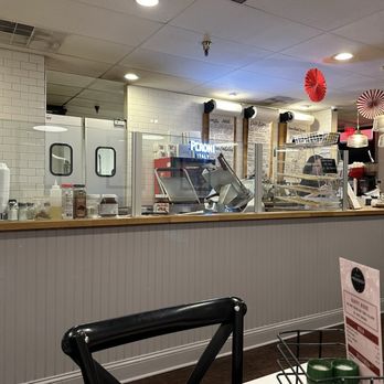 Giuseppe's Pastacaffe - Kitchen and cashier - Pasta Shops Near Me - Shreveport, Louisiana Giuseppe's Pastacaffe - Kitchen and cashier - Pasta Shops Near Me - Shreveport, Louisiana