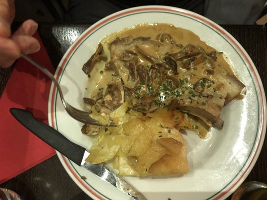 Le Cochon à l’Oreille by null