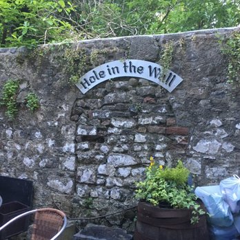 The Hole In The Wall - Garden - Bars Near Me - Kilkenny, KK The Hole In The Wall - Garden - Bars Near Me - Kilkenny, KK