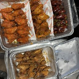 Hot lemon pepper(best), Hot Honey Cajun (second best) Fowl Sweet & Mild (wouldn't order again), & Bayou Blast (decent/garlic parm taste) Hot lemon pepper(best), Hot Honey Cajun (second best) Fowl Sweet & Mild (wouldn't order again), & Bayou Blast (decent/garlic parm taste)