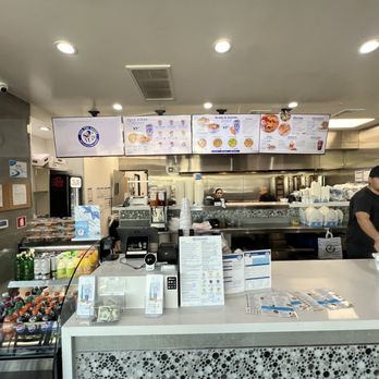 Nick the Greek - Open kitchen and pickup counter - Salad Near Me - Ontario, California Nick the Greek - Open kitchen and pickup counter - Salad Near Me - Ontario, California