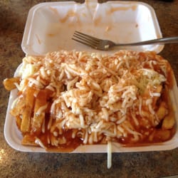 Capitaine Bob - Old school poutine! I ate this poutine before the cool kids did.