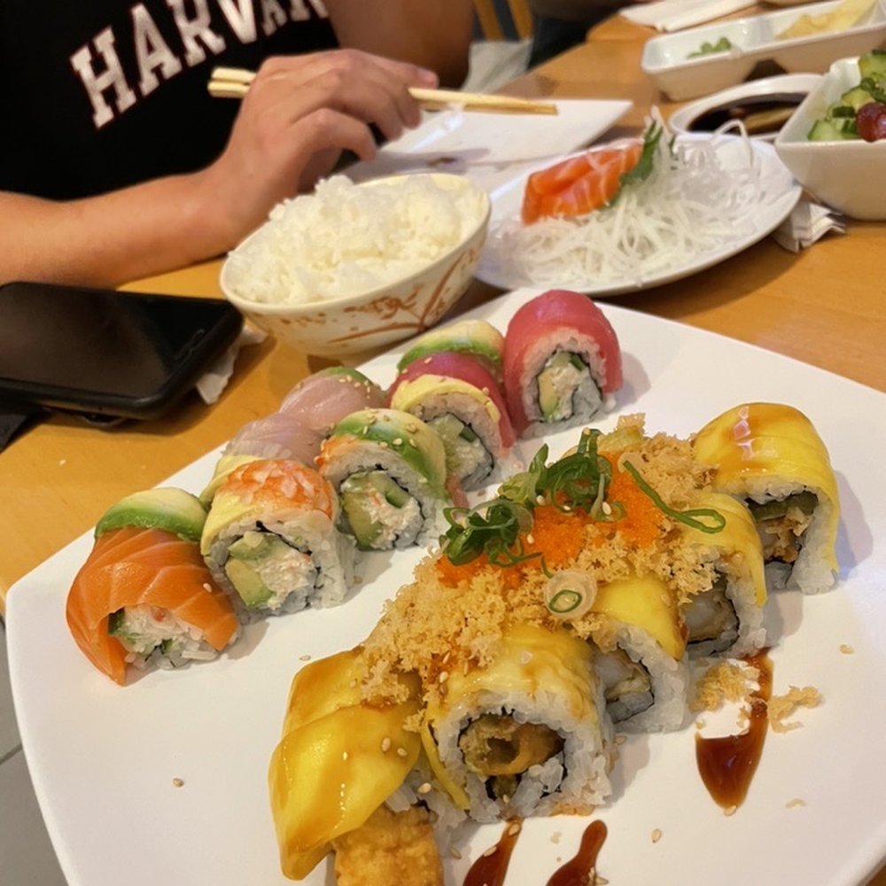 39 Degrees - Rainbow Roll and Sexy Girl Roll - Japanese Near Me - Long Beach, California 39 Degrees - Rainbow Roll and Sexy Girl Roll - Japanese Near Me - Long Beach, California