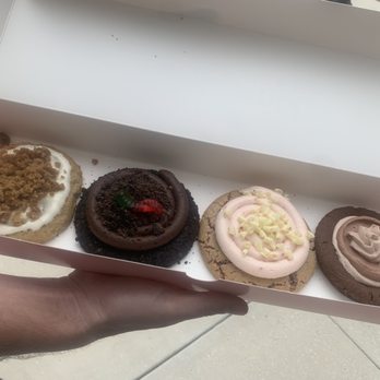 Crumbl - San Marco - Bakeries Near Me - Jacksonville, Florida