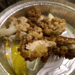 Buffet selections: fried chicken, cauliflower, hot pepper Buffet selections: fried chicken, cauliflower, hot pepper
