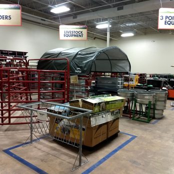 Southern States - livestock accoutrements - Farming Equipment Near Me - Mooresville, North Carolina