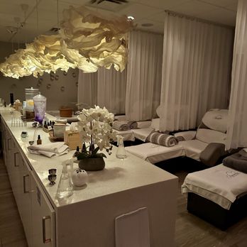 Heavenly Foot Massage - Massage Near Me - Orlando, Florida Heavenly Foot Massage - Massage Near Me - Orlando, Florida
