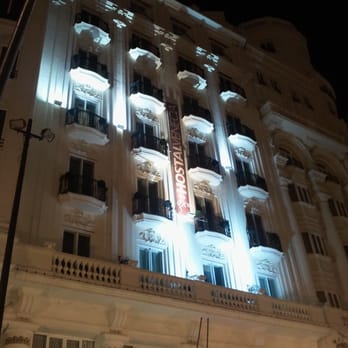 Hostal Venecia - Hostal Venecia - Hostels Near Me - Valencia, V