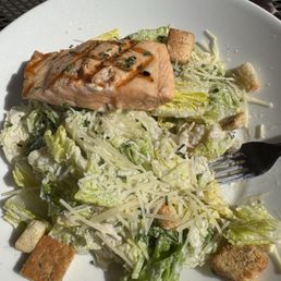 Salmon Caesar salad Salmon Caesar salad