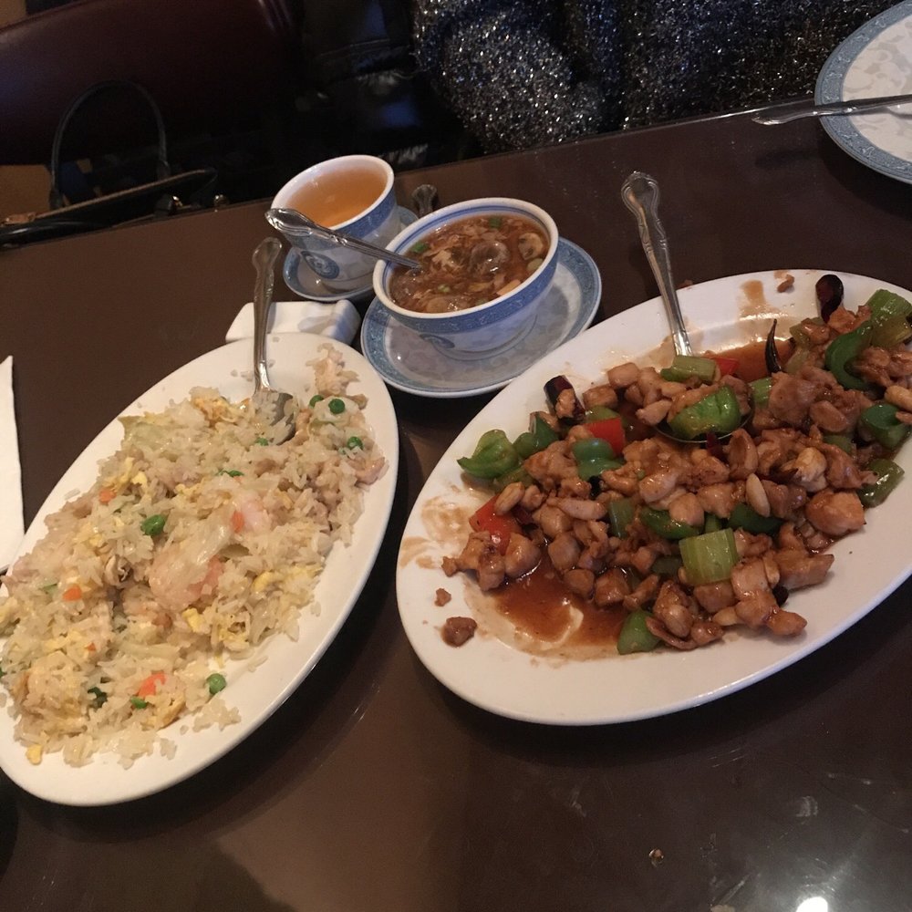 Fortune Star - House special rice Kim POW chicken  Hot sour soup mmmm - Chinese Near Me - Sequim, Washington