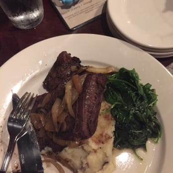 Jackson's Restaurant - Skirt steak, mashed potatoes and garlic spinach - yum!!!!! - American Near Me - Commack, New York