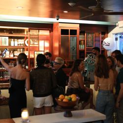 Cocktail bar