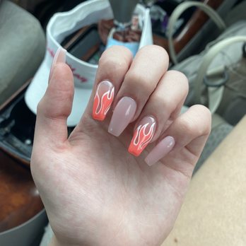 Fine Touch Nails - Nail Salons Near Me - Belleville, New Jersey
