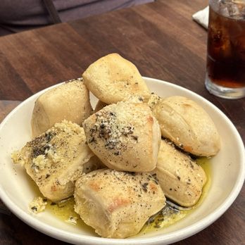 Tomatina - Garlic Rolls - Italian Near Me - Walnut Creek, California