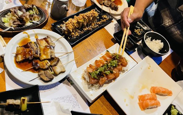 Oyshi Sushi by null