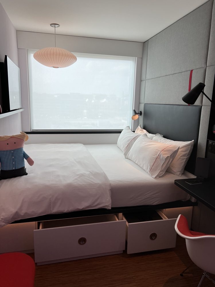 CitizenM