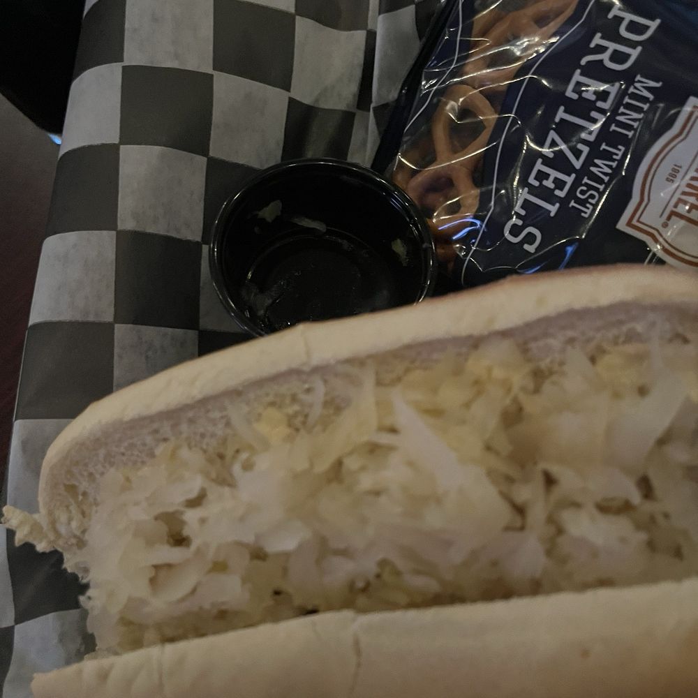 Flat Fish Brewing - Bratwurst yum! - Breweries Near Me - Camarillo, California