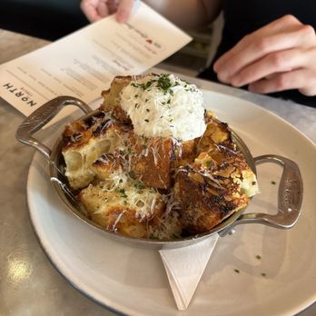 North Italia - White Truffle Garlic Bread - Italian Near Me - Houston, Texas North Italia - White Truffle Garlic Bread - Italian Near Me - Houston, Texas