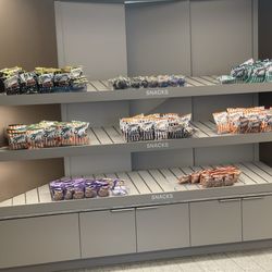 United Club - Mini fly lounge grab&go.