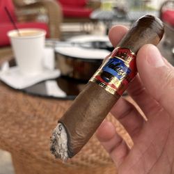 Velázquez Cigar Company - Velazquez branded cigar