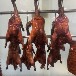 Peking Duck (Whole) / 北京鸭(一只) Peking Duck (Whole) / 北京鸭(一只)
