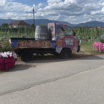 The Vibrant Vine - Wineries Near Me - Kelowna, British Columbia